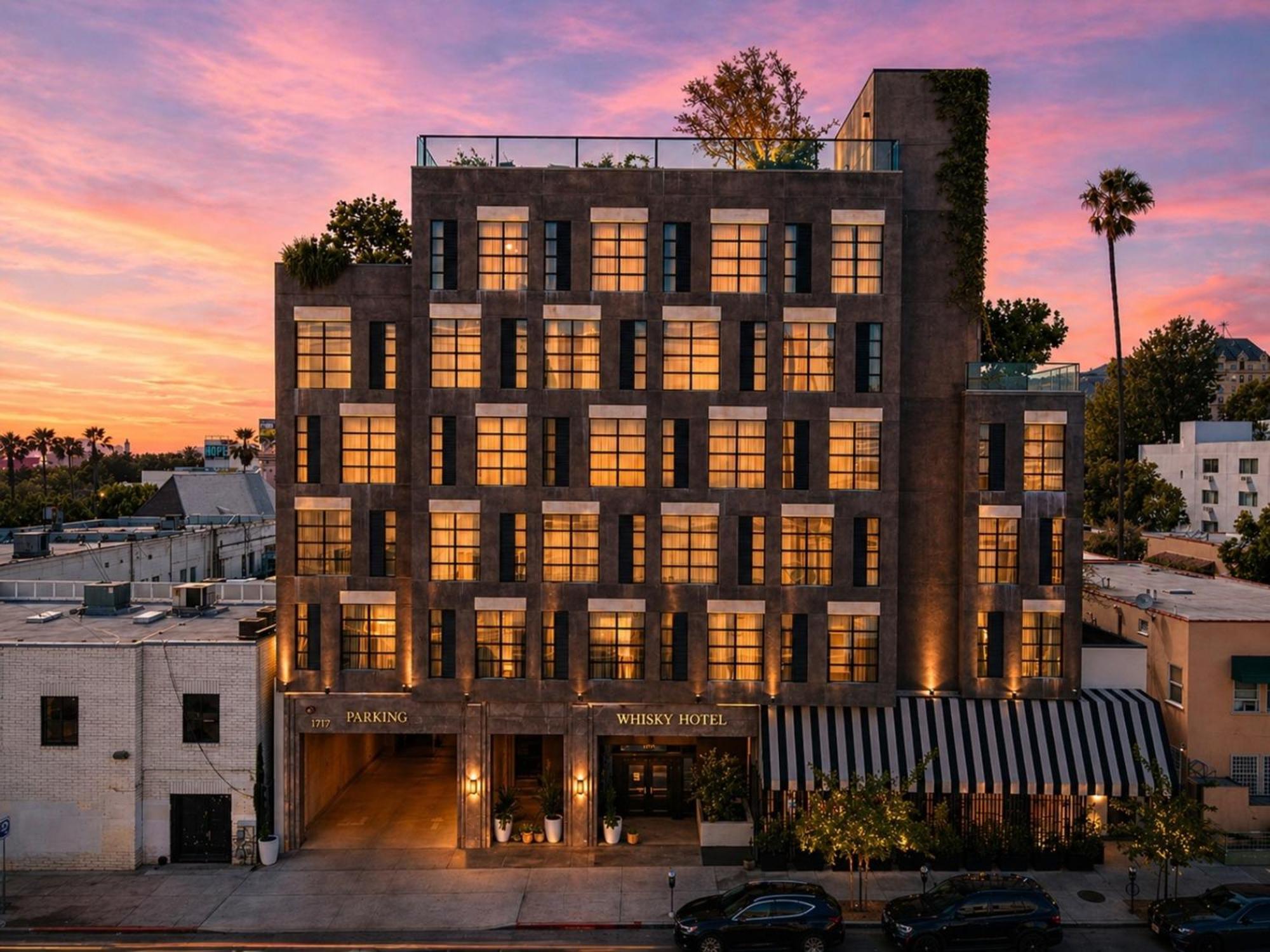 Whisky Hotel — Photos 2